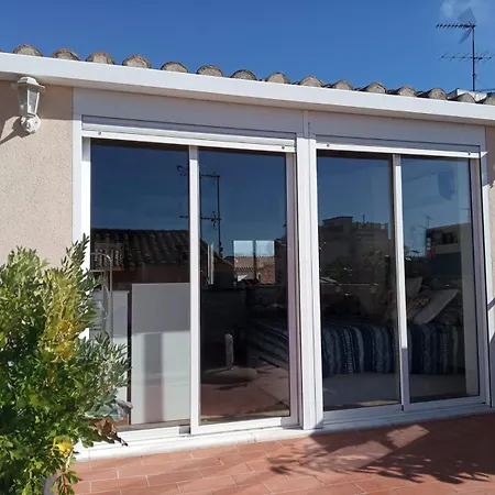Atico Encantador Con Terraza Al Centro De